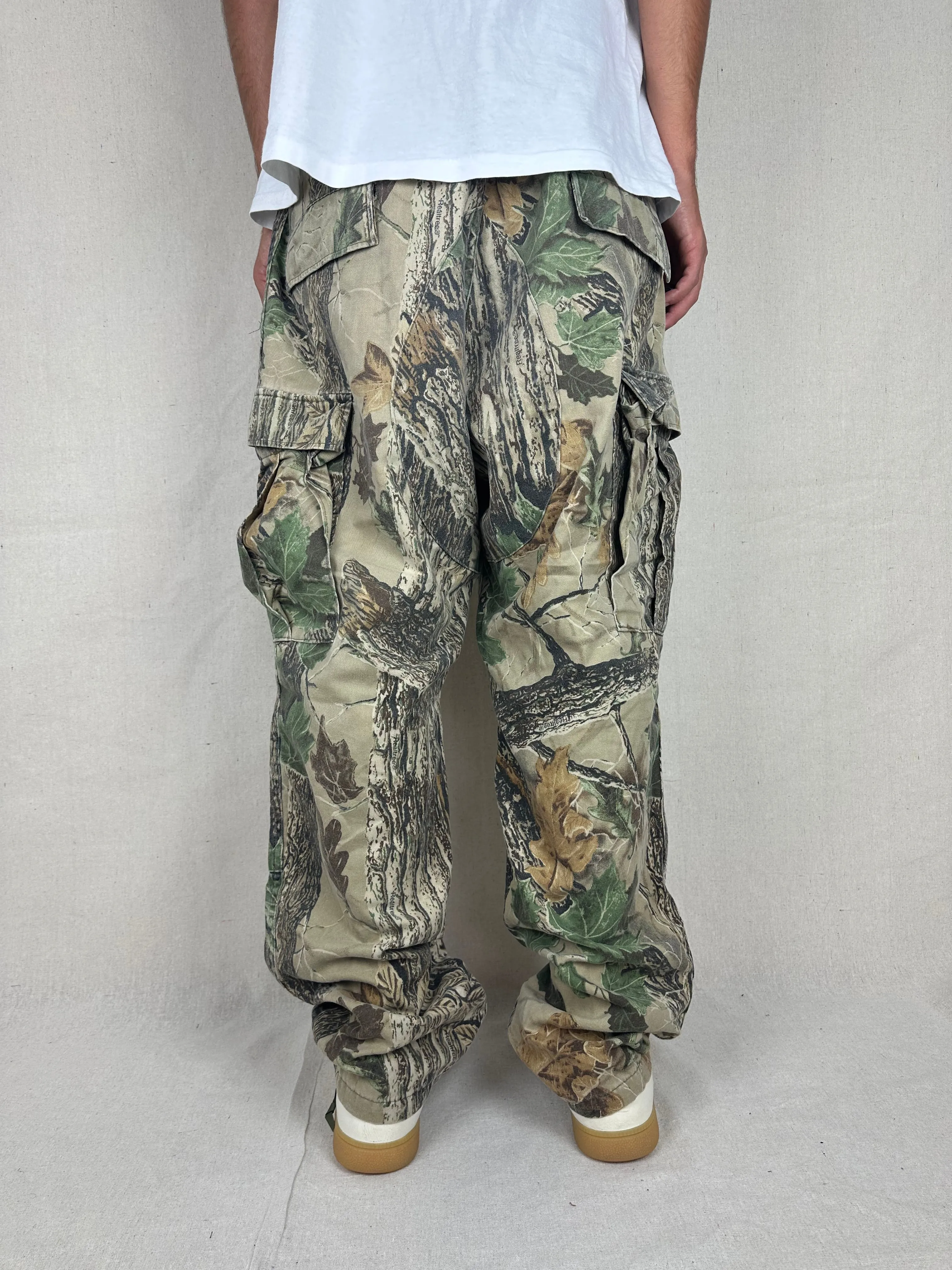 90's Realtree Camo Vintage Cargo Pants Size 38x32