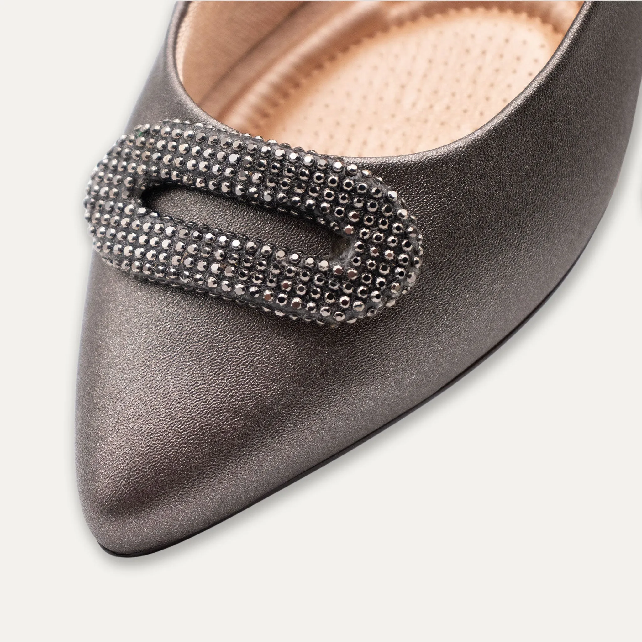 Adelina Onix Pointed Toe Flats