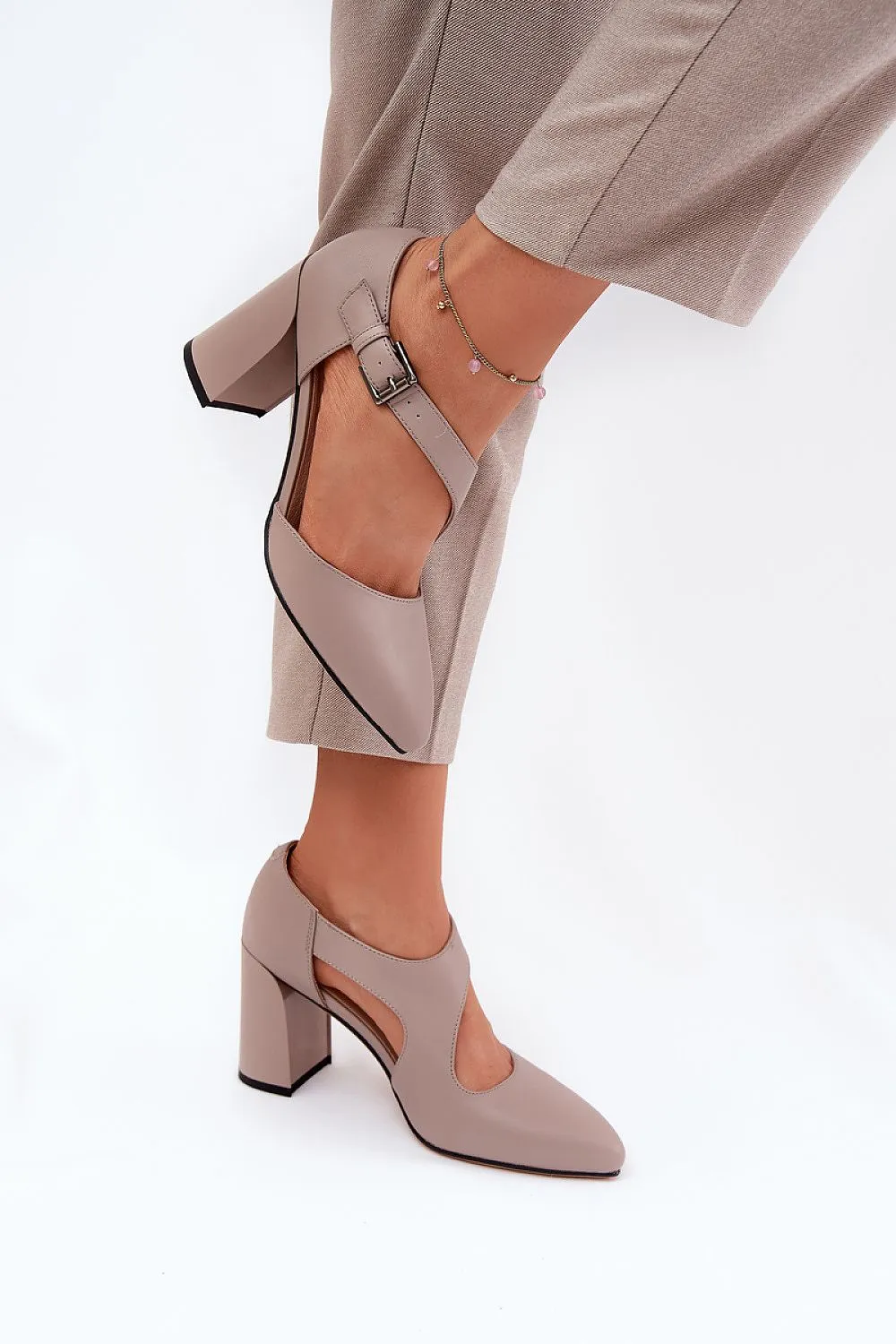 Almond toes natural leather block heel pumps