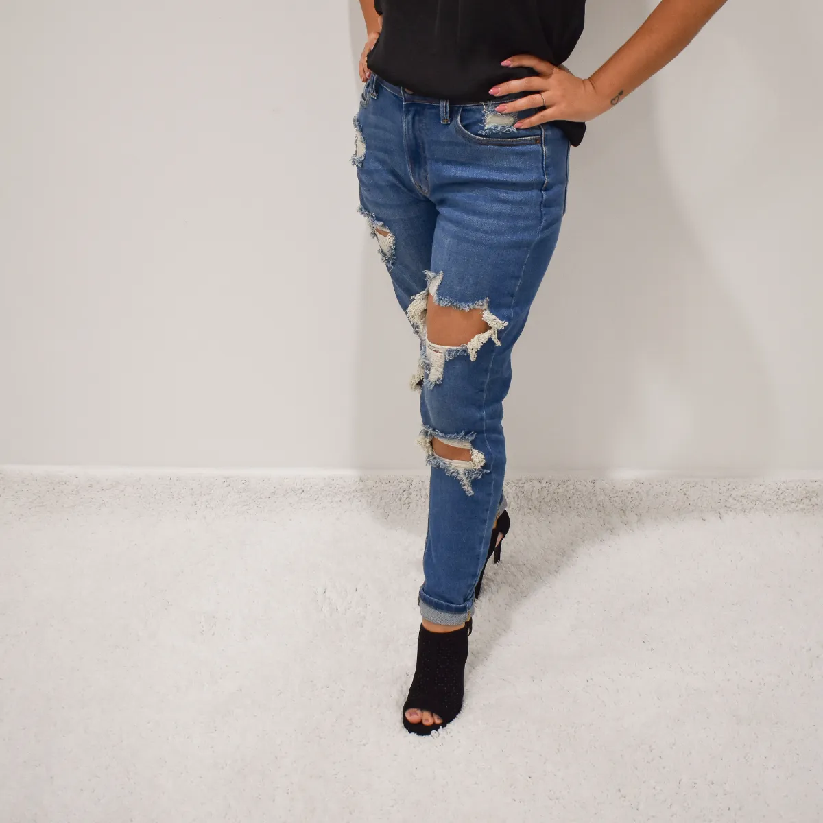 Angelina Mom Jeans