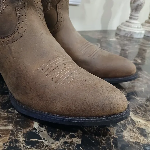 Ariat Magnolia Sunflower Distressed Brown Leather Cowboy/Western Boots 9 Wom