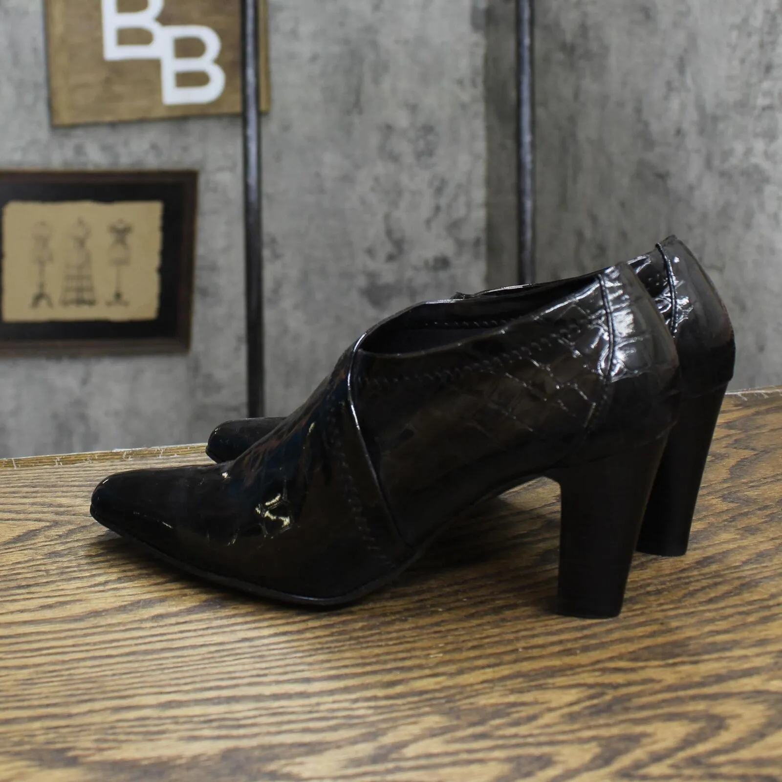 Bandolino Womens Vintage Textured Block Dress Heels 1673d65c07c850 Black 6.5M
