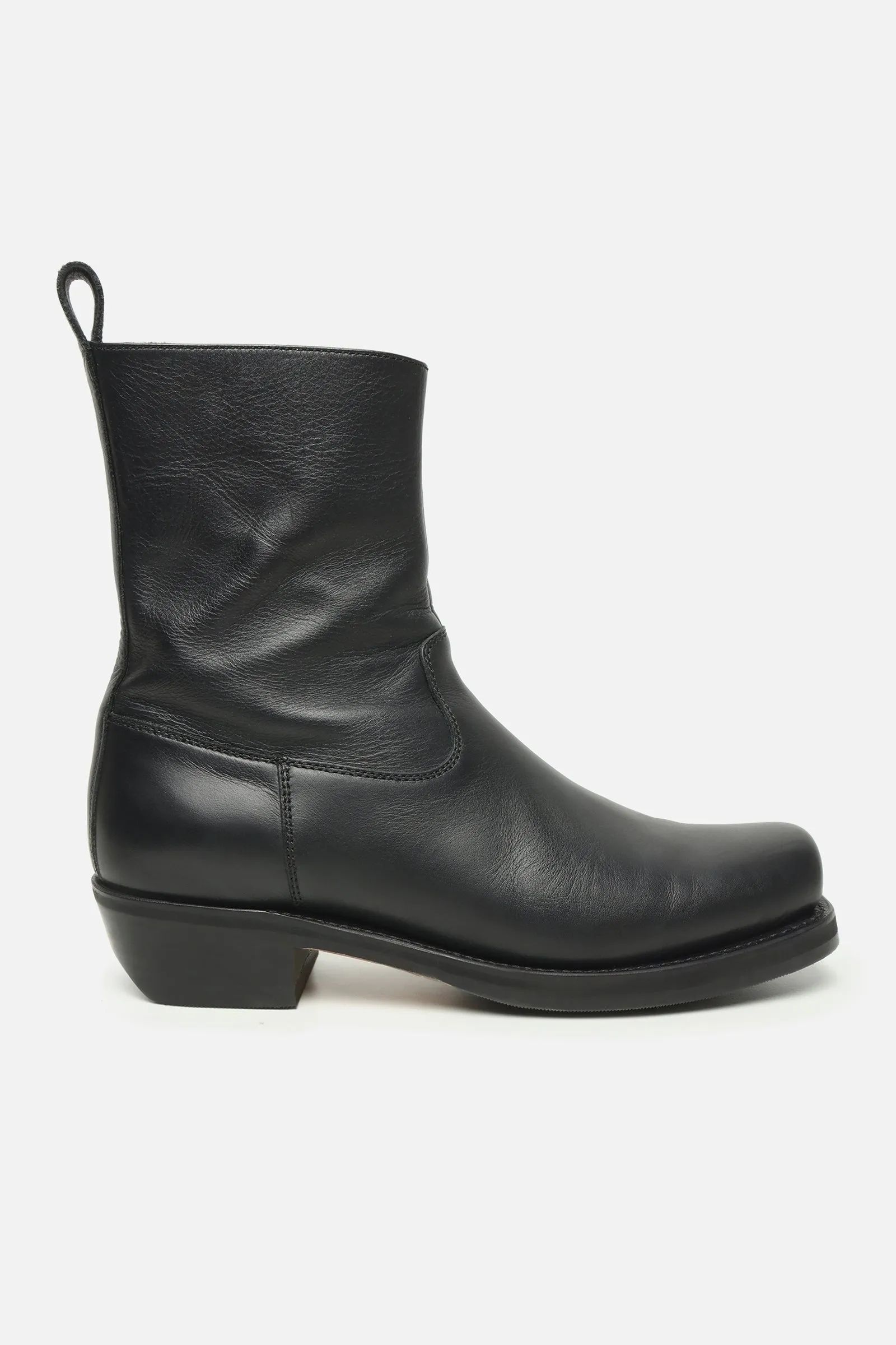 Barcelona Black - Black