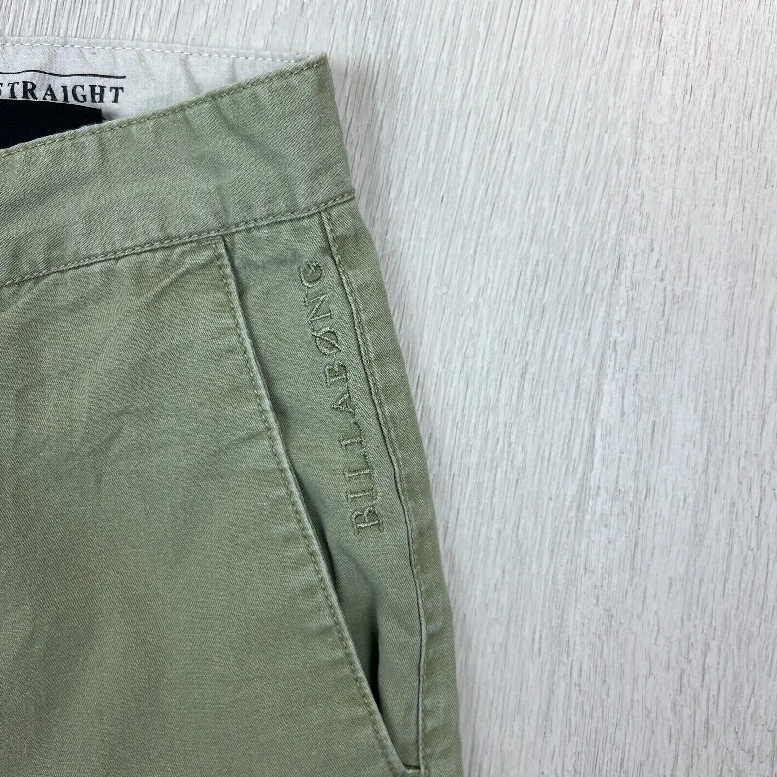 Billabong Mens Khaki Green Straight Chinos Size 32 (Damaged Waist)