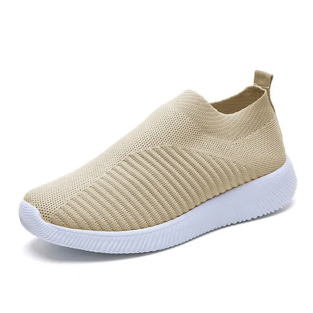 Breathable Mesh Platform Sneakers Women Slip on Soft Ladies Casual Running Shoes