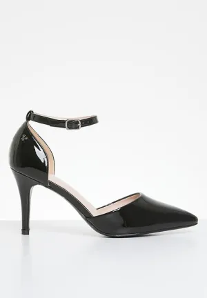 Butterfly Feet Women's Court Heel