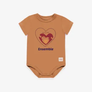 Cache-couche rouille St-Valentin, bébé || St-Valentine rust bodysuit, baby