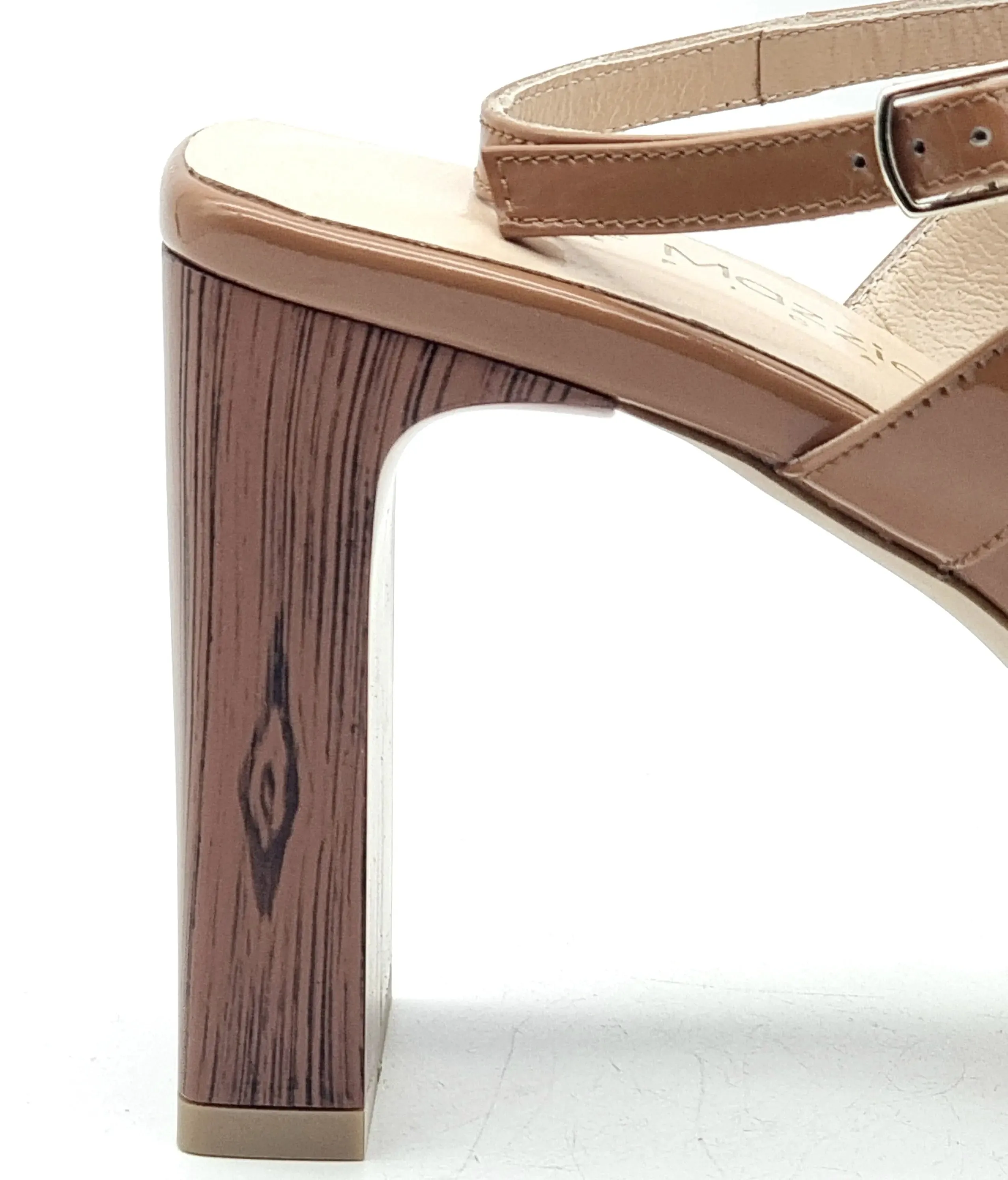 Casual Sandals - A700