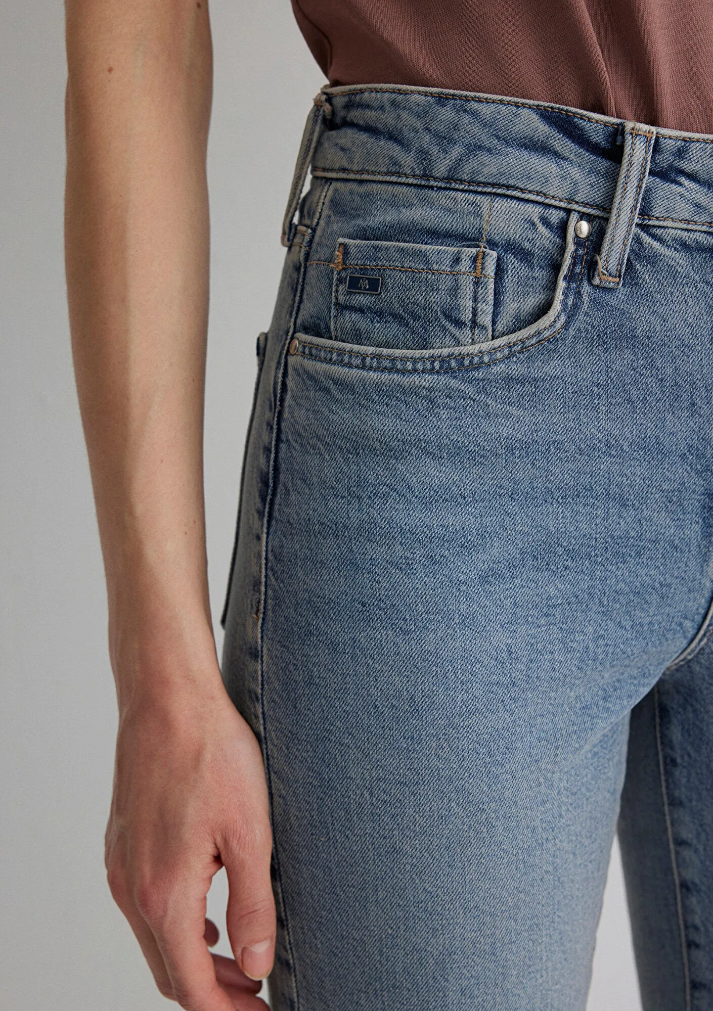 Cindy Light Classic Denim Jean Pants