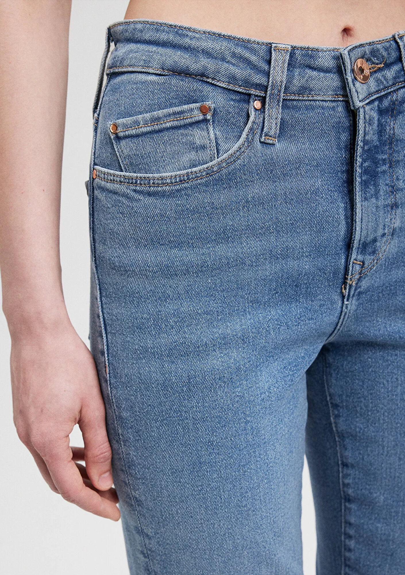 Cindy Shaded Gold Shape Jean Pants