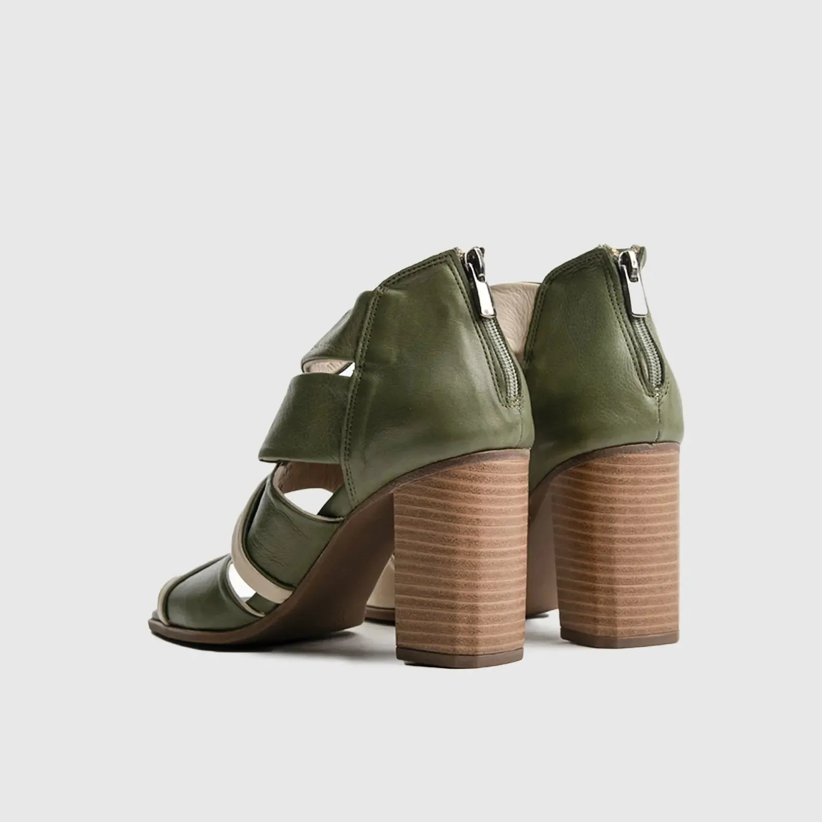 Comfort Block Heel Sandal 8334