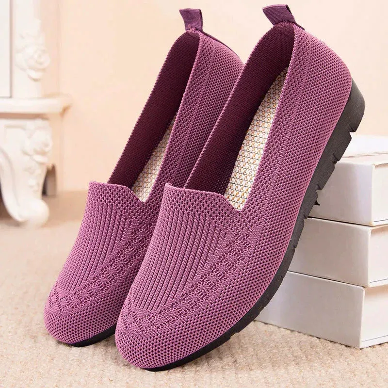 Comfortable and Breathable Slip-On Flats with Cushioned Sole for Women