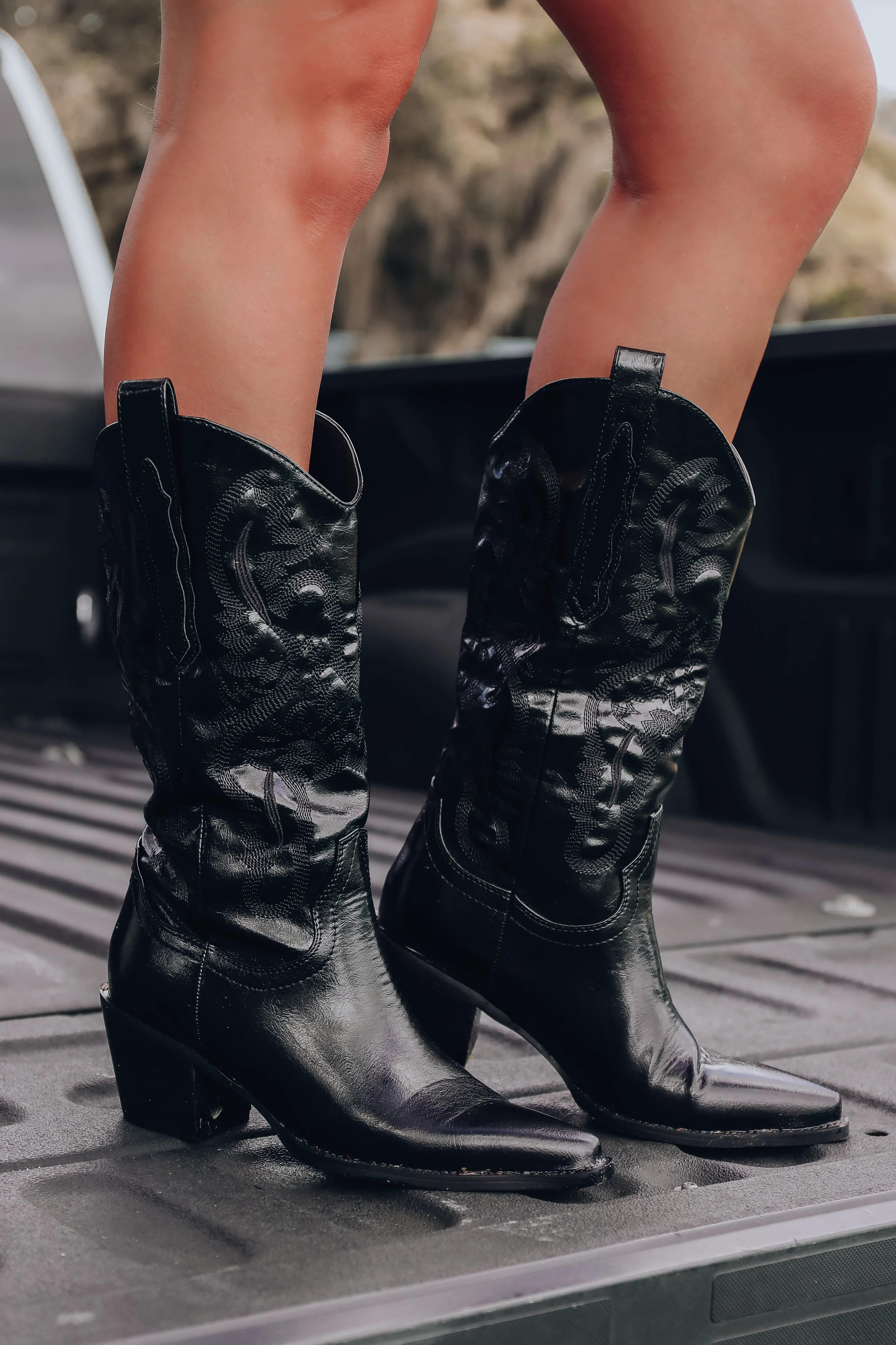 Danilo Cowgirl Boots - Black