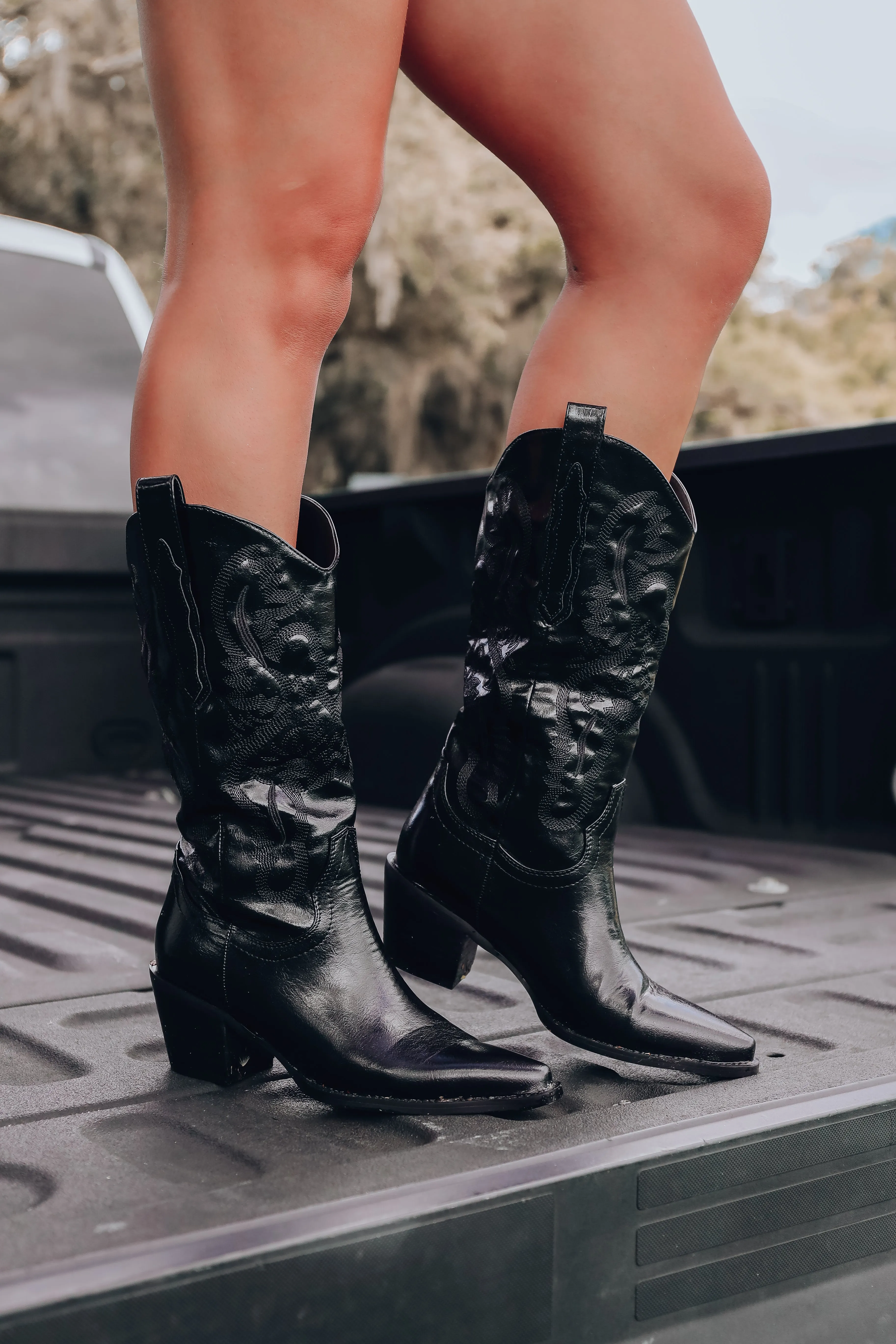 Danilo Cowgirl Boots - Black