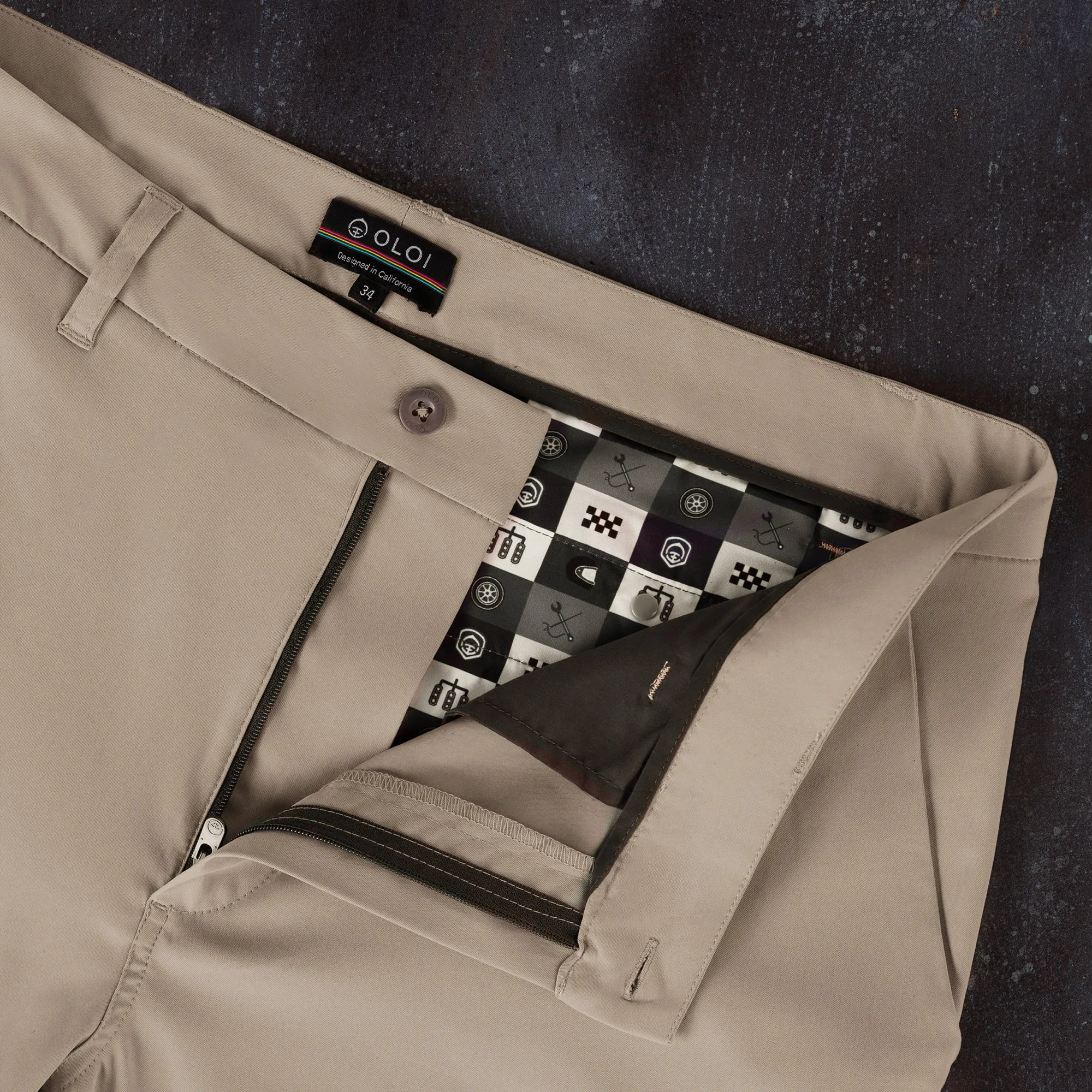 Drive Shorts - Khaki