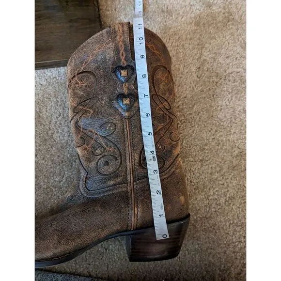 DURANGO heart concho leather cowboy boots sz 10 euc heart whipstitch