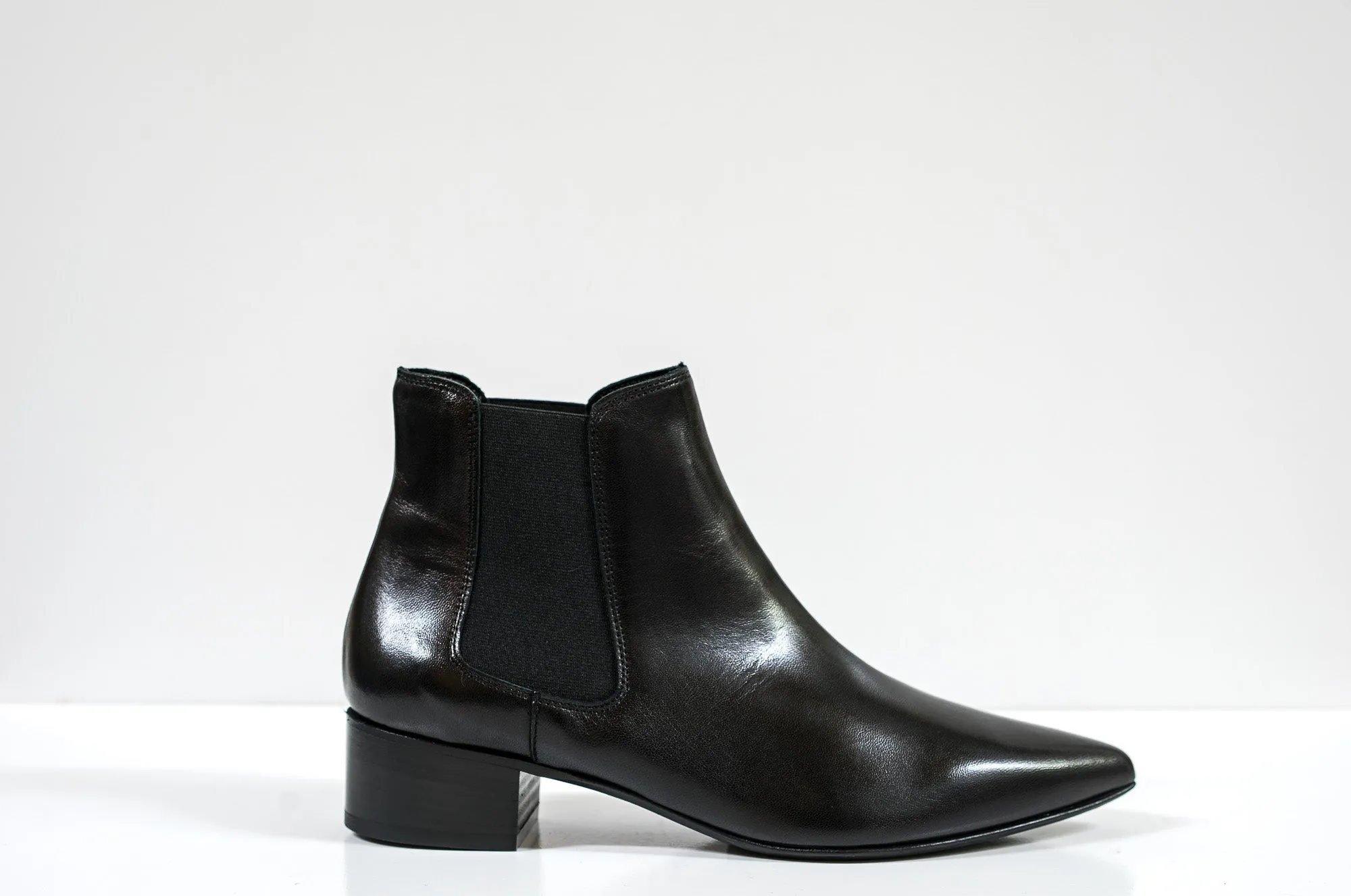 Fabio Rusconi Women's Black Leather Ankle Boot F5559 40% OFF