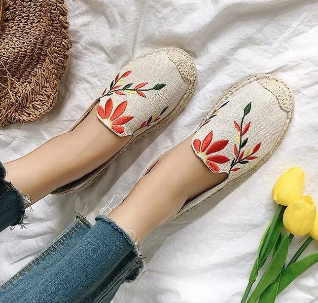 Flat Canvas Shoes Slip-on Leisure Breathable Linen Women  Shoes