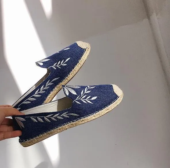 Flat Canvas Shoes Slip-on Leisure Breathable Linen Women  Shoes