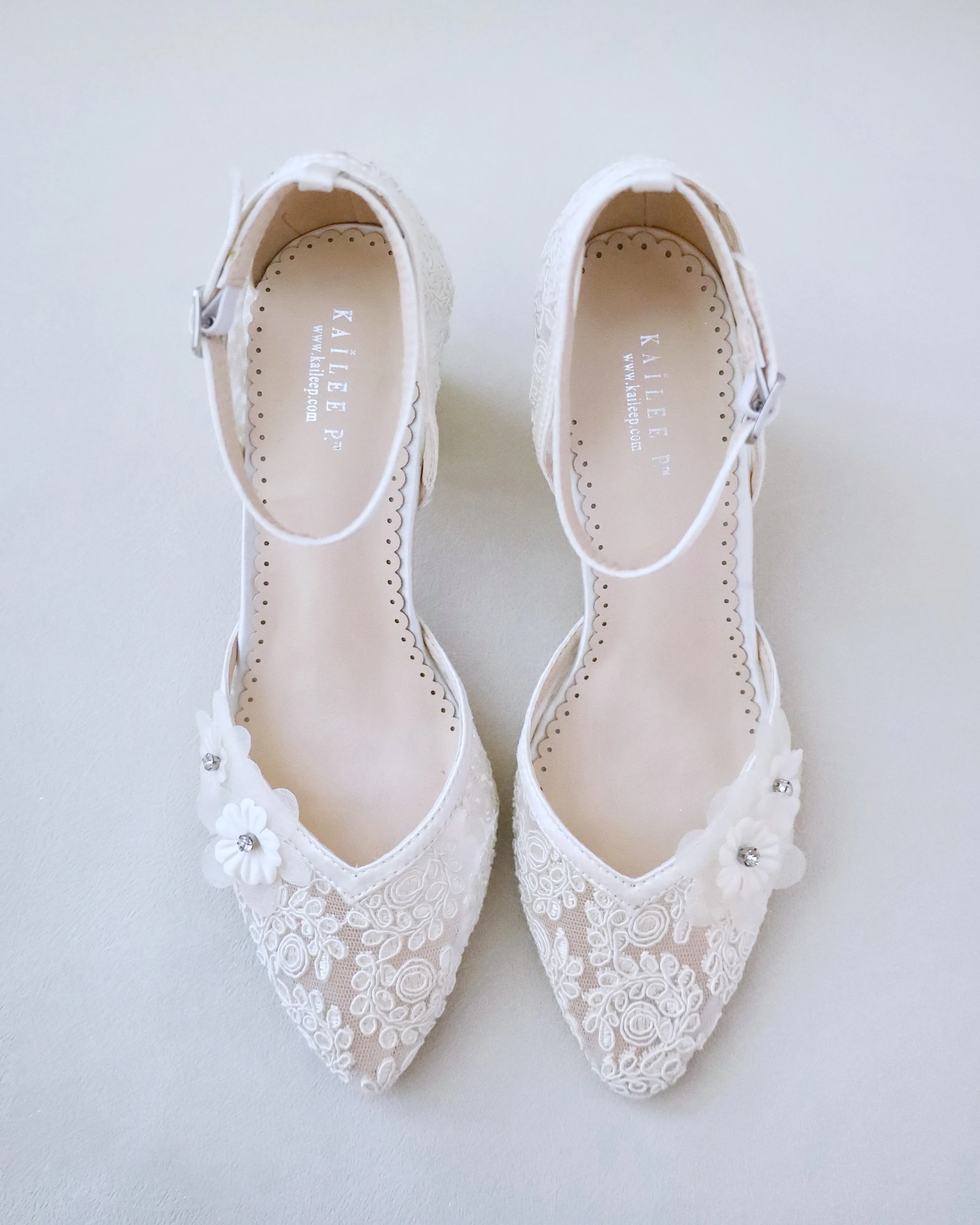 Flower Embellished Lace Block Heels Wedding Shoes