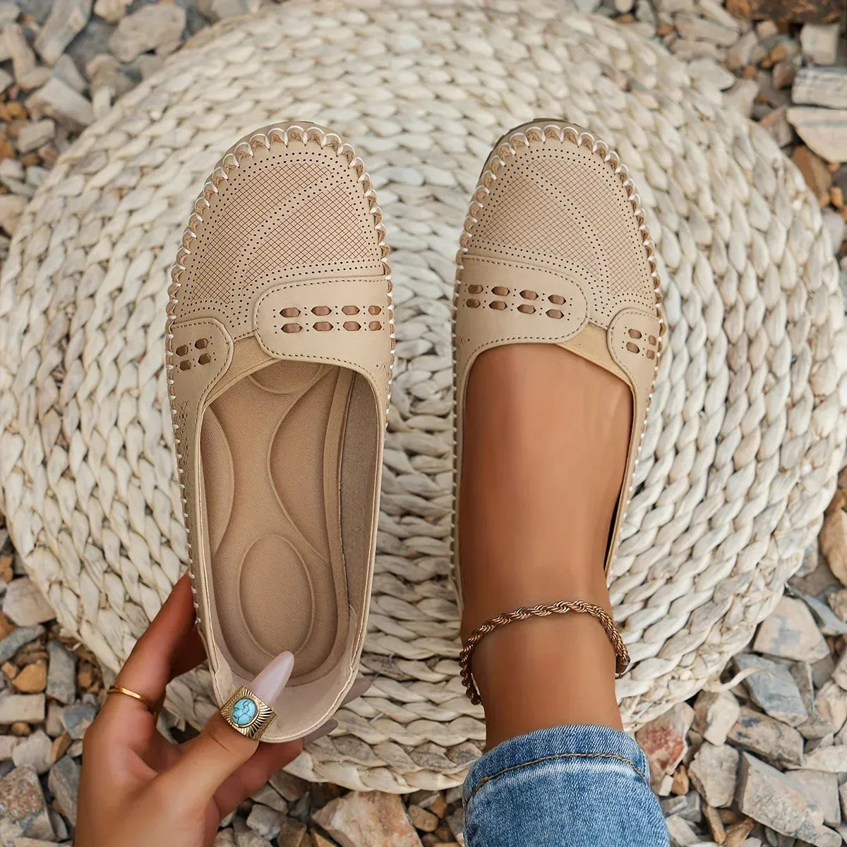 Gerdien | Flat Orthopedic Shoes