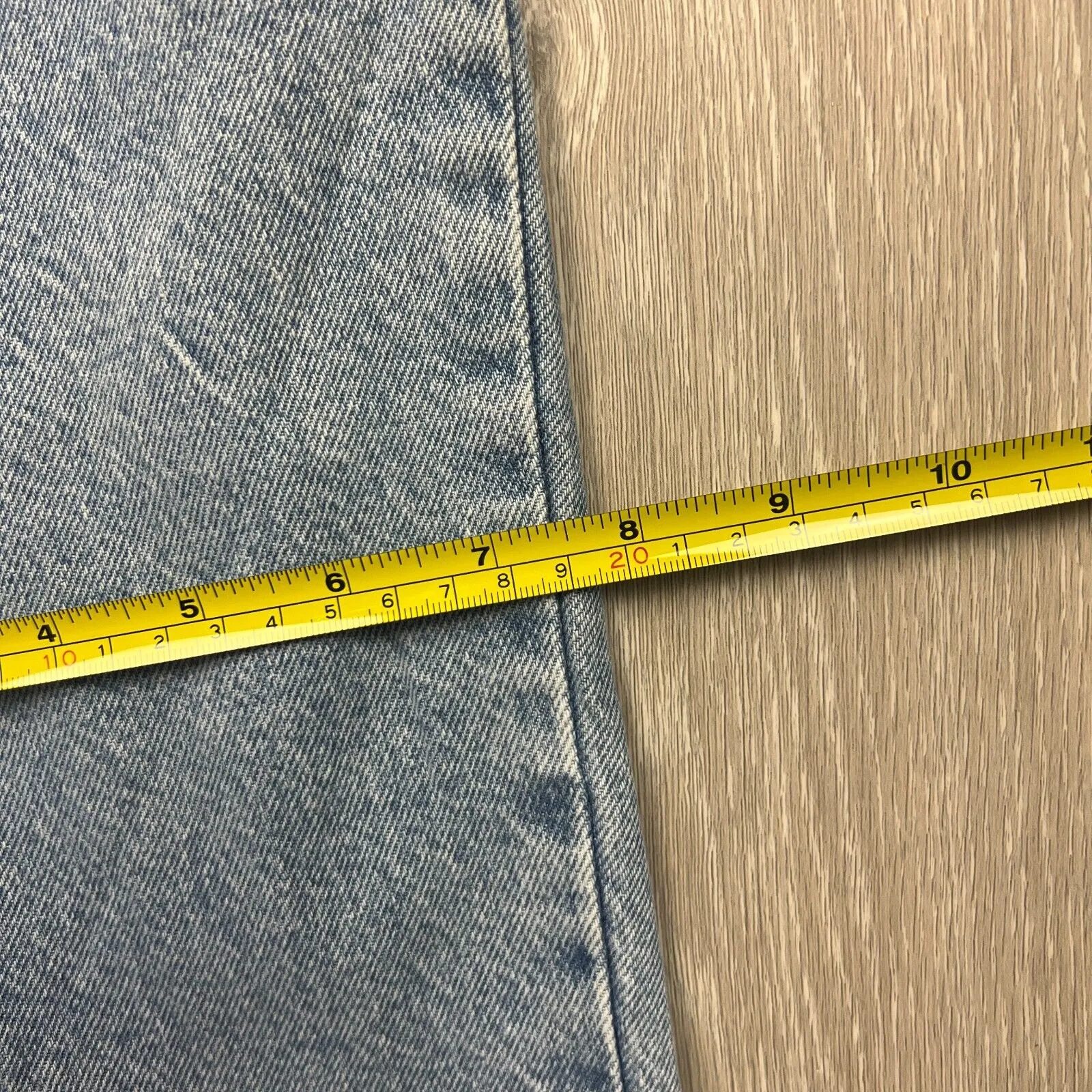 H&M Womens Light Wash Mom Style Denim Jeans Size US 8