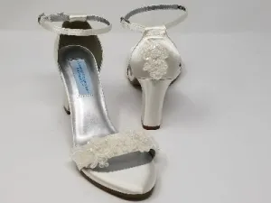Ivory Wedding Shoes with Block Heel and Lace Design
