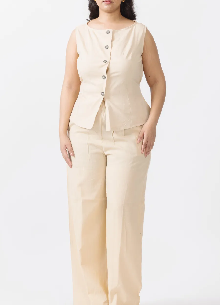 KHAKI PANTS