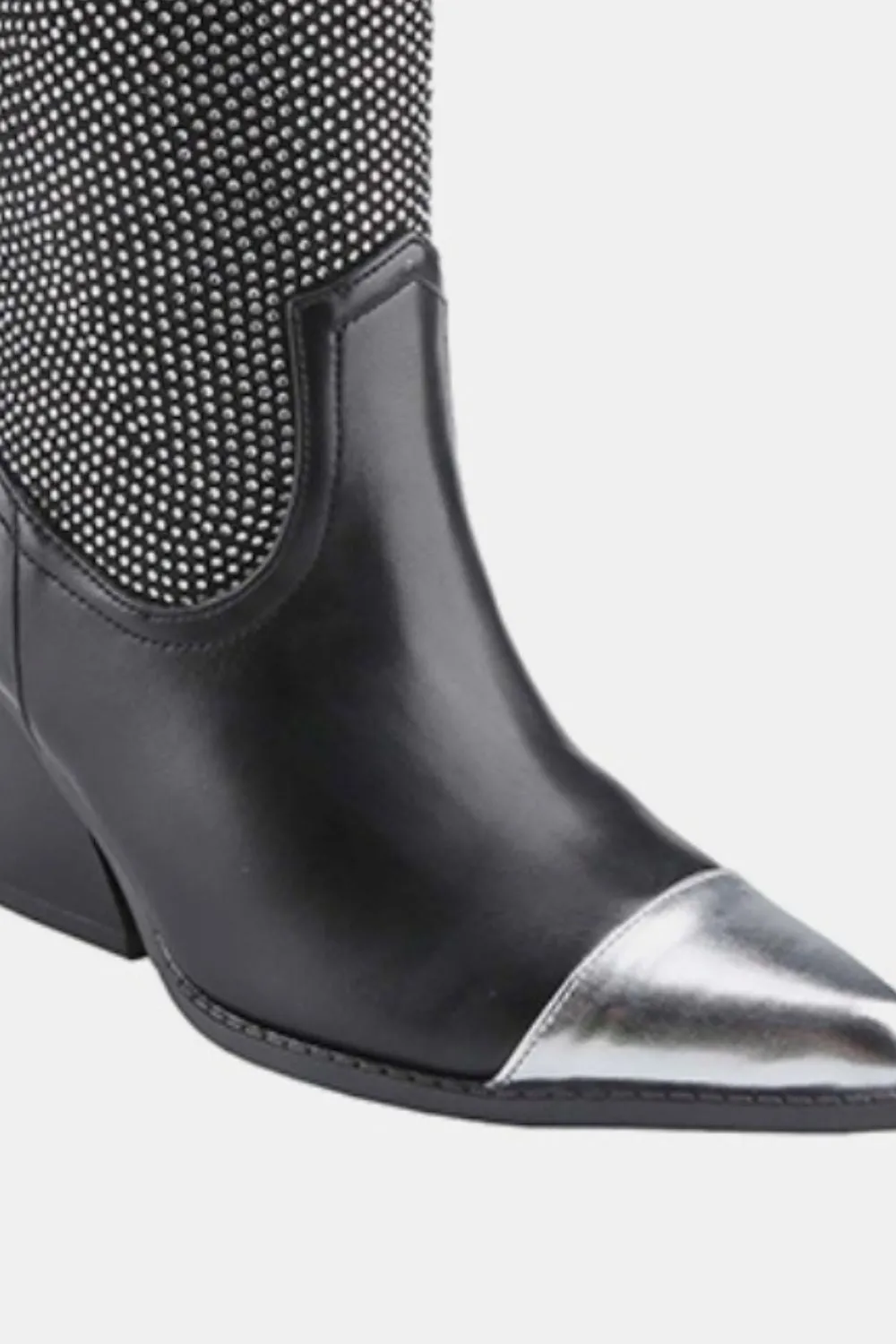 Ladies Black Western Cowboy Boots with Rhinestones