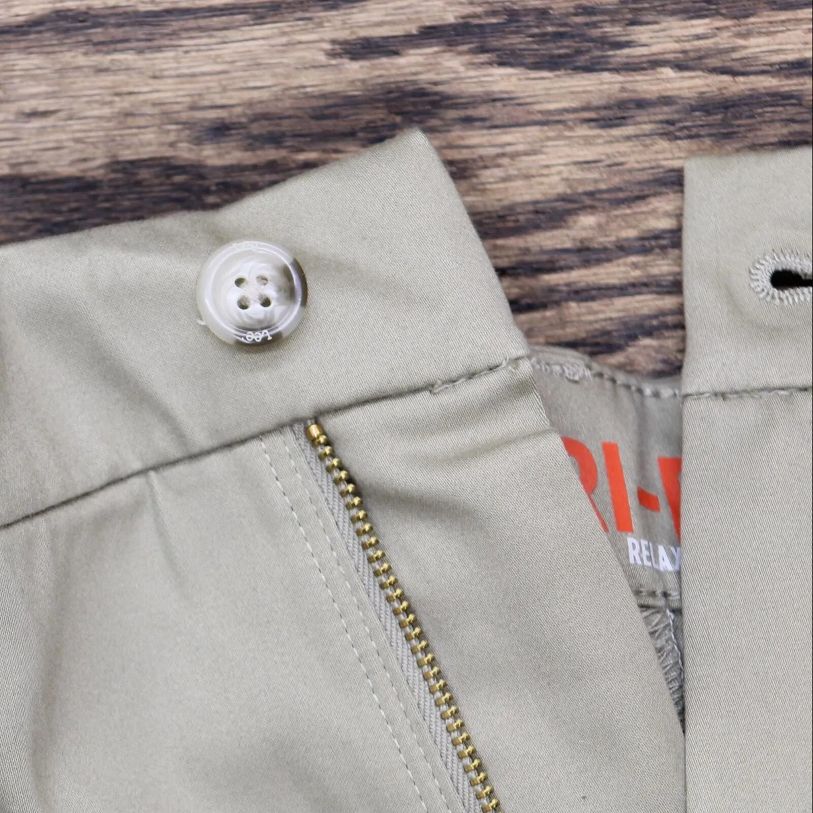 Lee Mens Tri-Flex Relaxed Fit Khaki Pants 166a1c1a8799c9 Khaki Brown 40X29