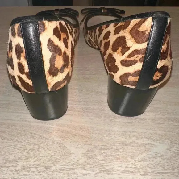 Michael Kors SZ 9 Leopard Print Kiera Mid pump heels