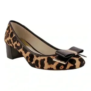Michael Kors SZ 9 Leopard Print Kiera Mid pump heels