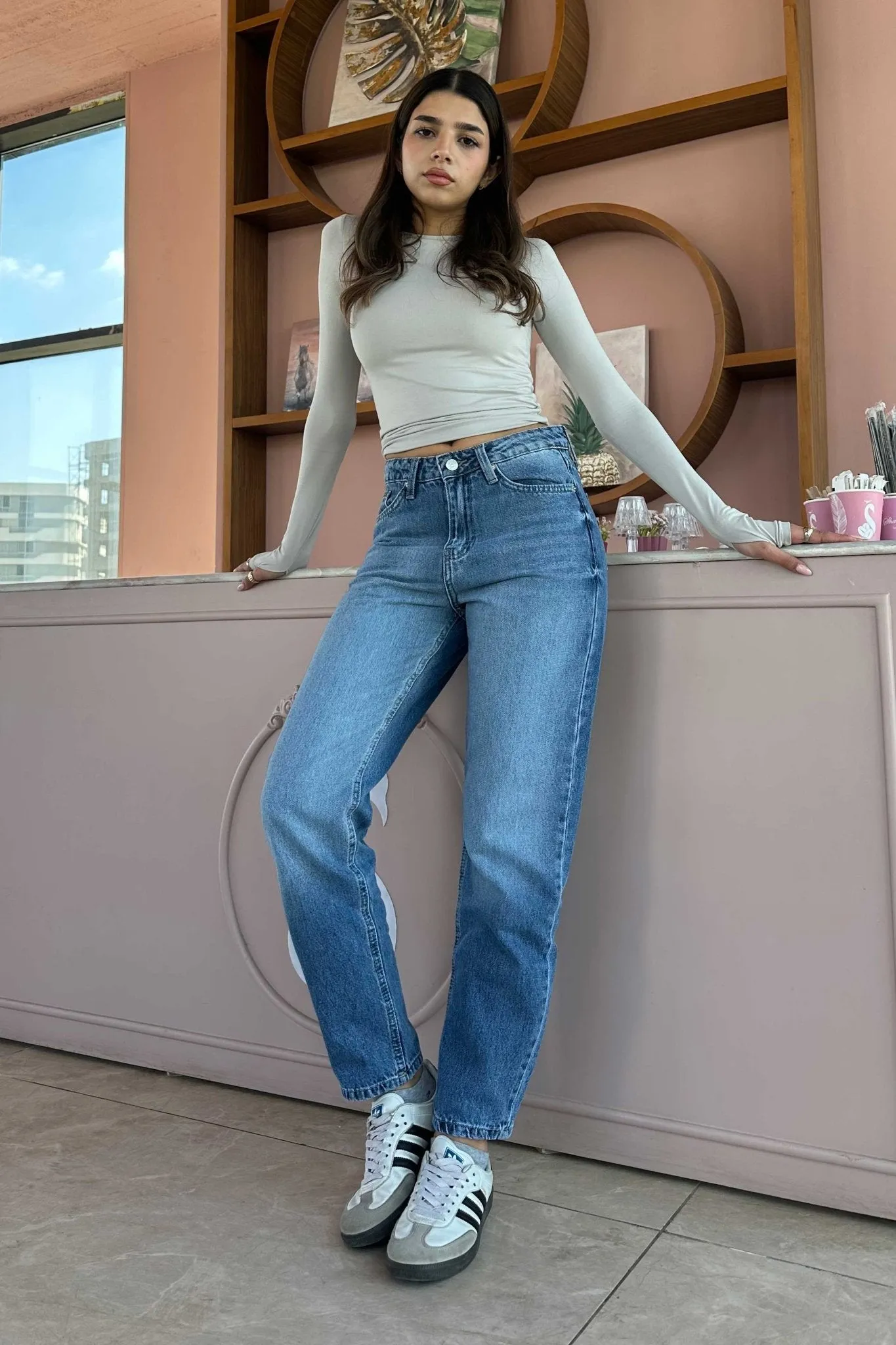 Mom-Fit - High-Waisted Ankle-length Medium Blue