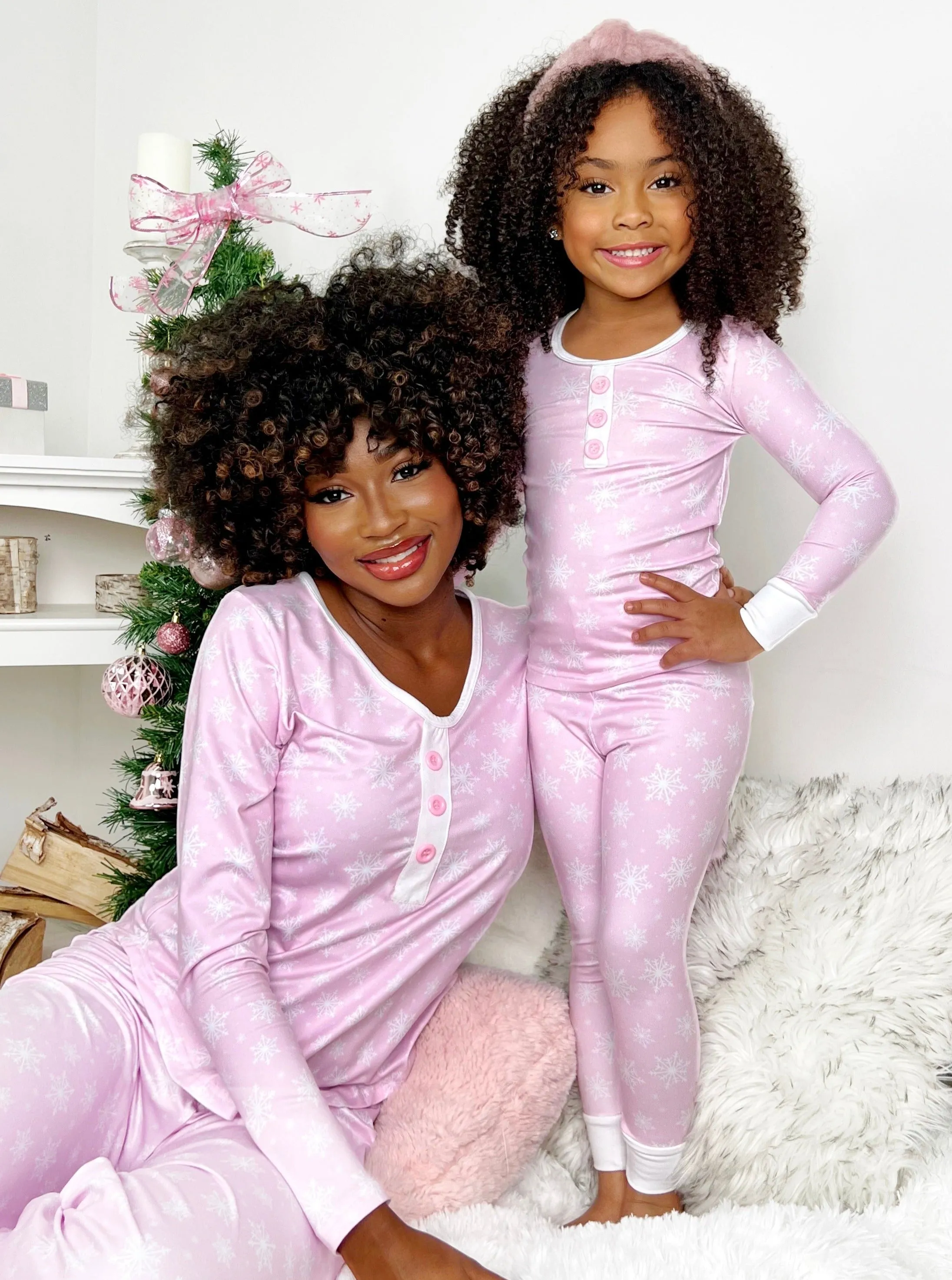 Mommy and Me Snowflake Print Christmas Pajamas