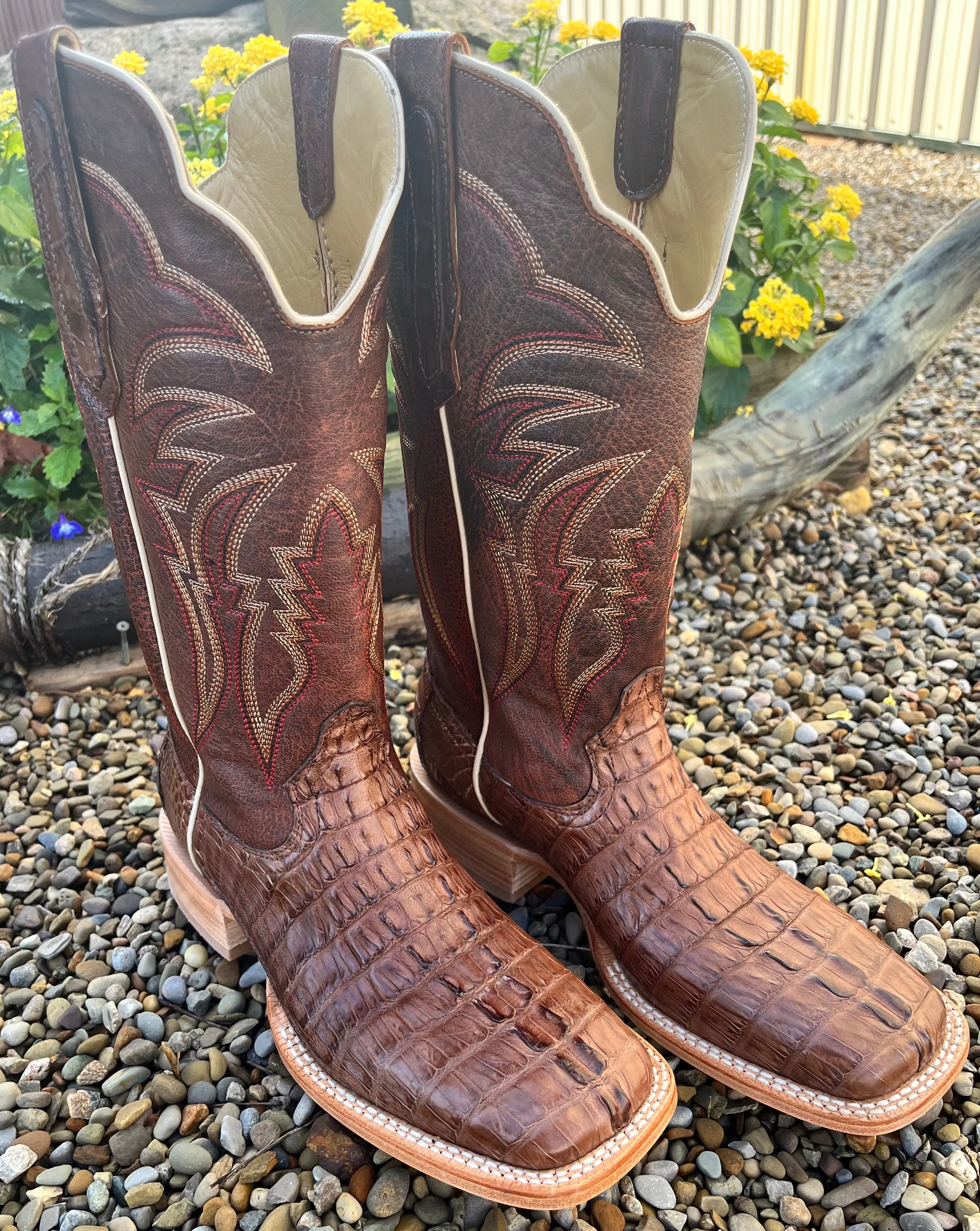 R. Watson Men's Kango Tobacco Hornback Caiman Tail Wide Square Toe Western Cowboy Boots RW3011-2