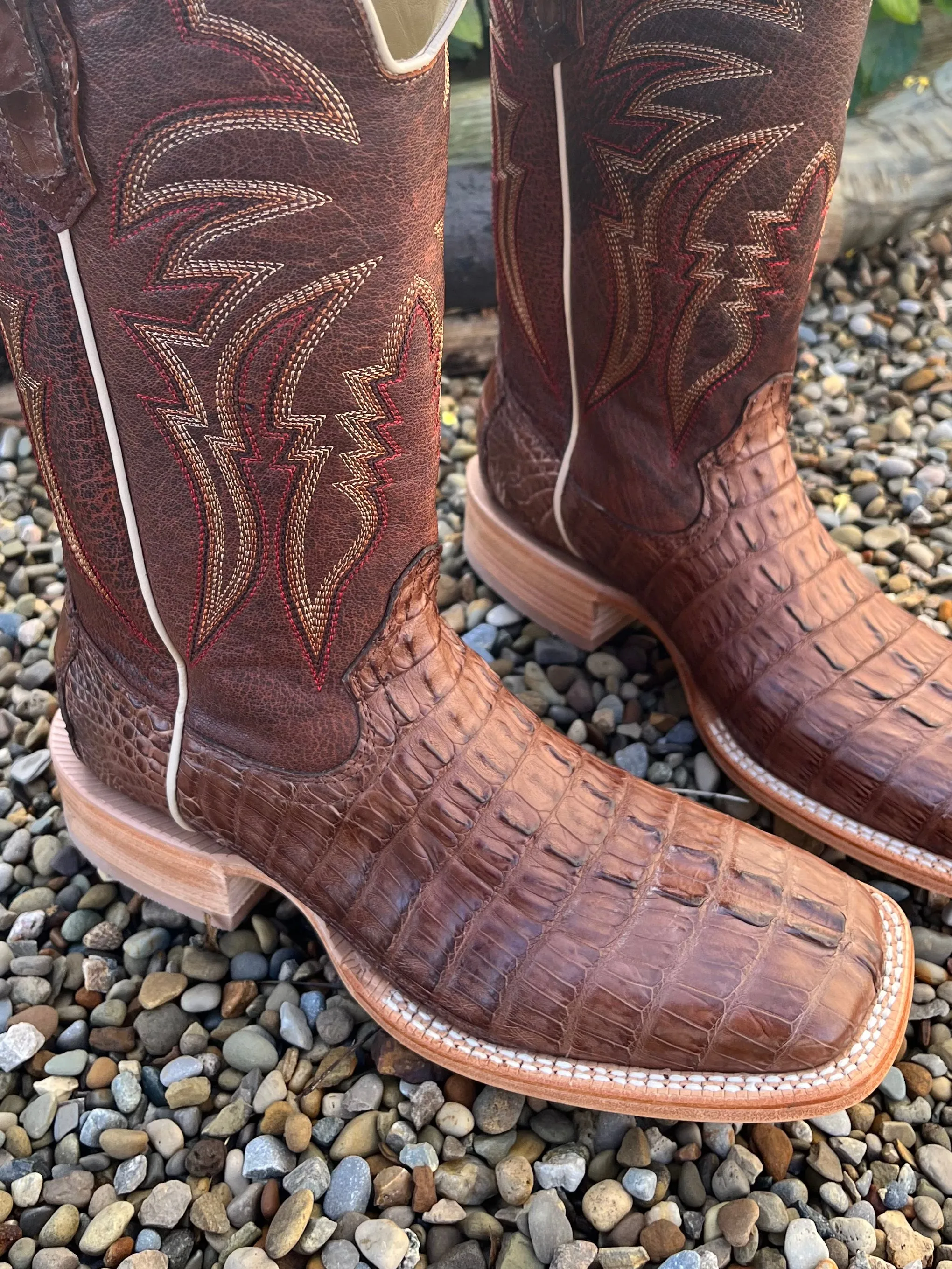 R. Watson Men's Kango Tobacco Hornback Caiman Tail Wide Square Toe Western Cowboy Boots RW3011-2
