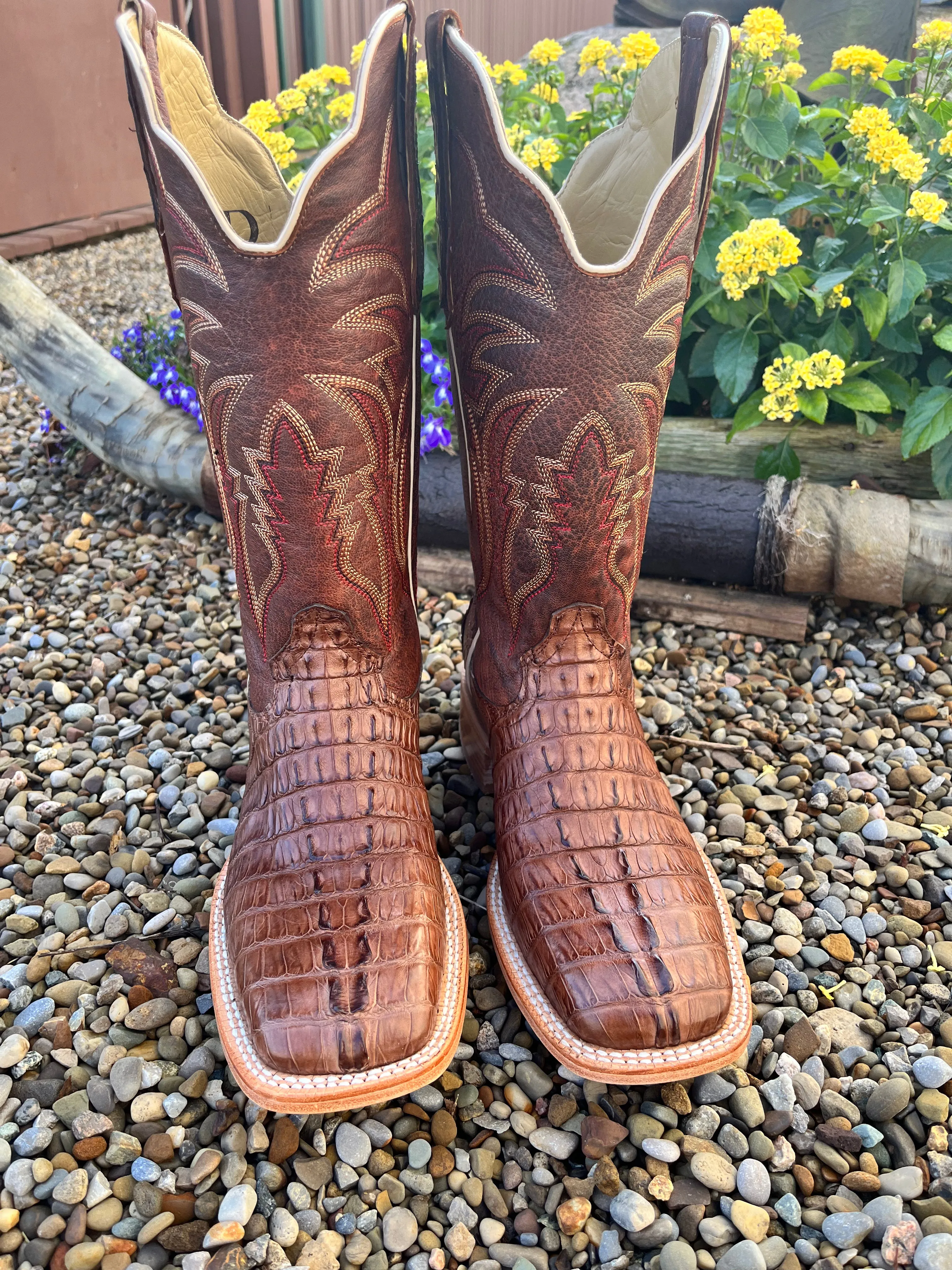 R. Watson Men's Kango Tobacco Hornback Caiman Tail Wide Square Toe Western Cowboy Boots RW3011-2