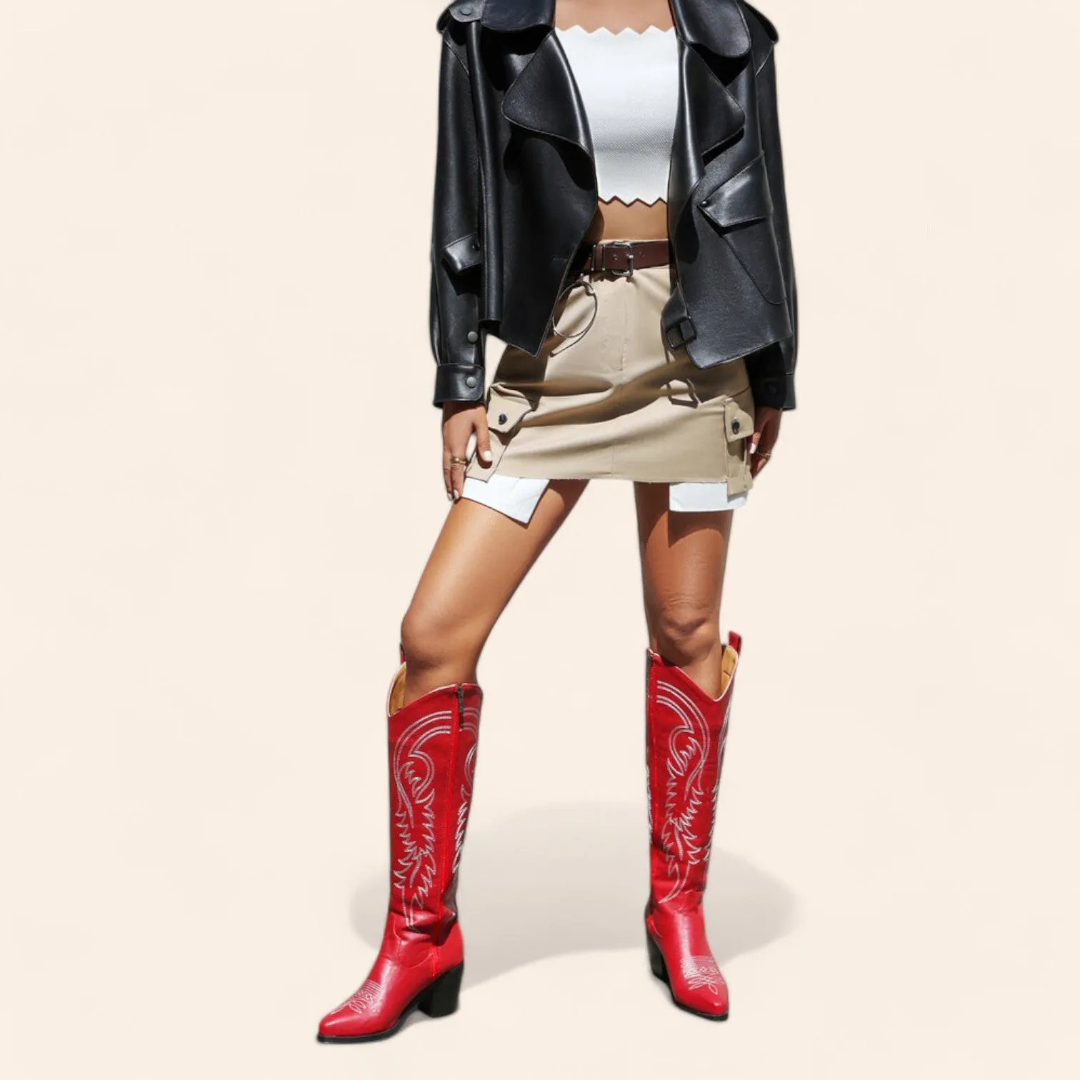 Red cowboy boots with embroidery and large zipper - N°84