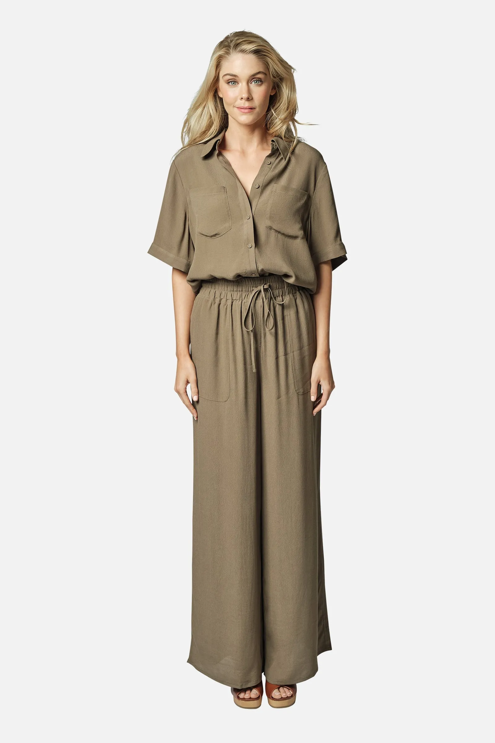Short Sleeve Button-Up Shirt KHAKI