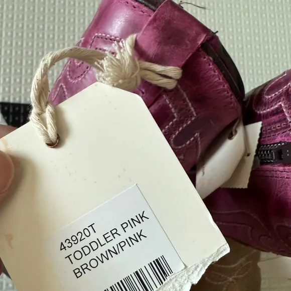 Shyanne|NWT,Brown &amp; pink toddler leather boots, ,cowgirl western style•••!Size 3