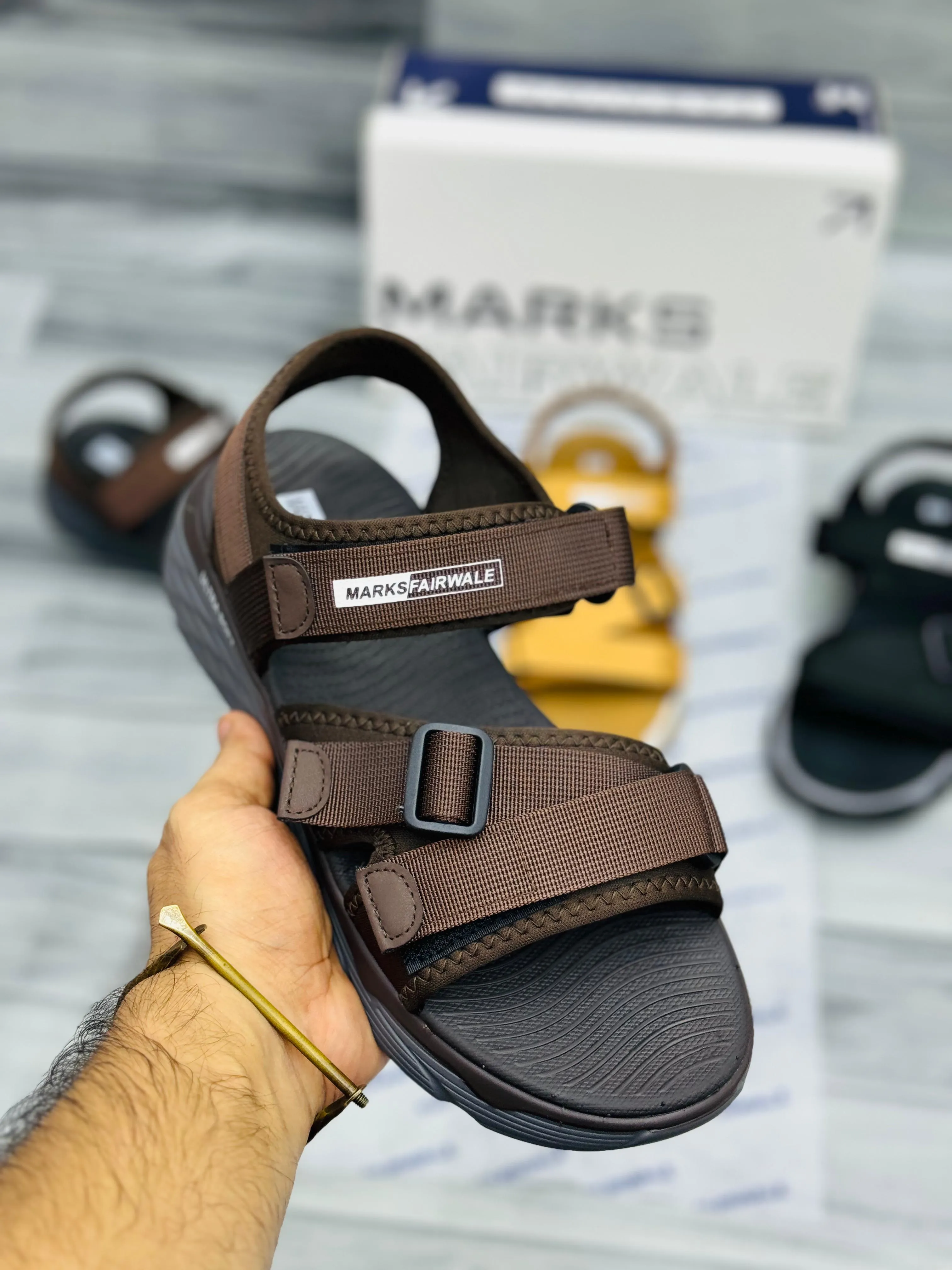 Sketchers Marks Fairwale sandals