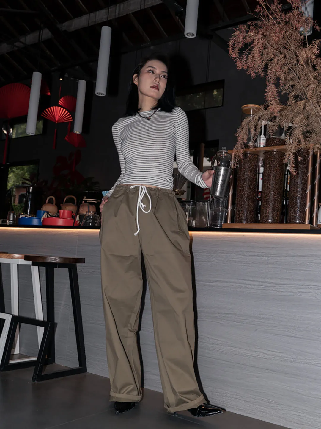 Slim waist Drawstring pants