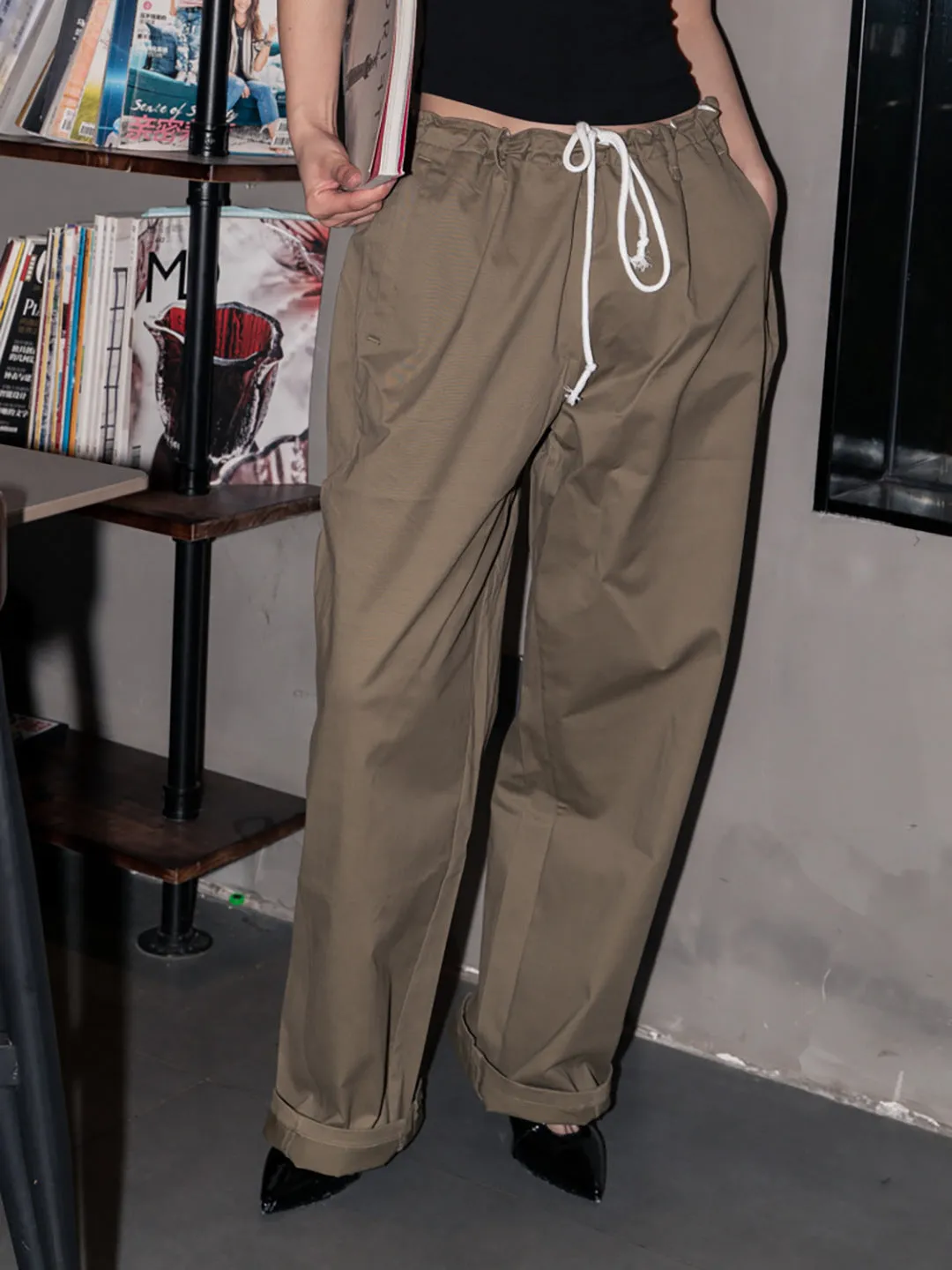 Slim waist Drawstring pants