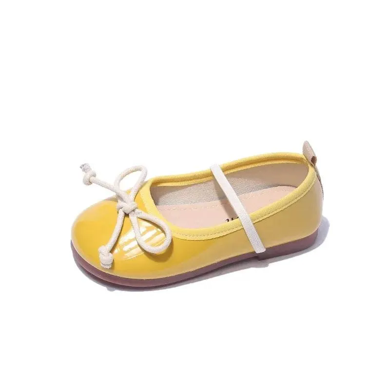 Smooth and Brightly Patent Leather Shoes for Kids Girls Simple Bow-tie Mary Janes Shoes Flats Kawaii Slip on Shoes Girl F07193