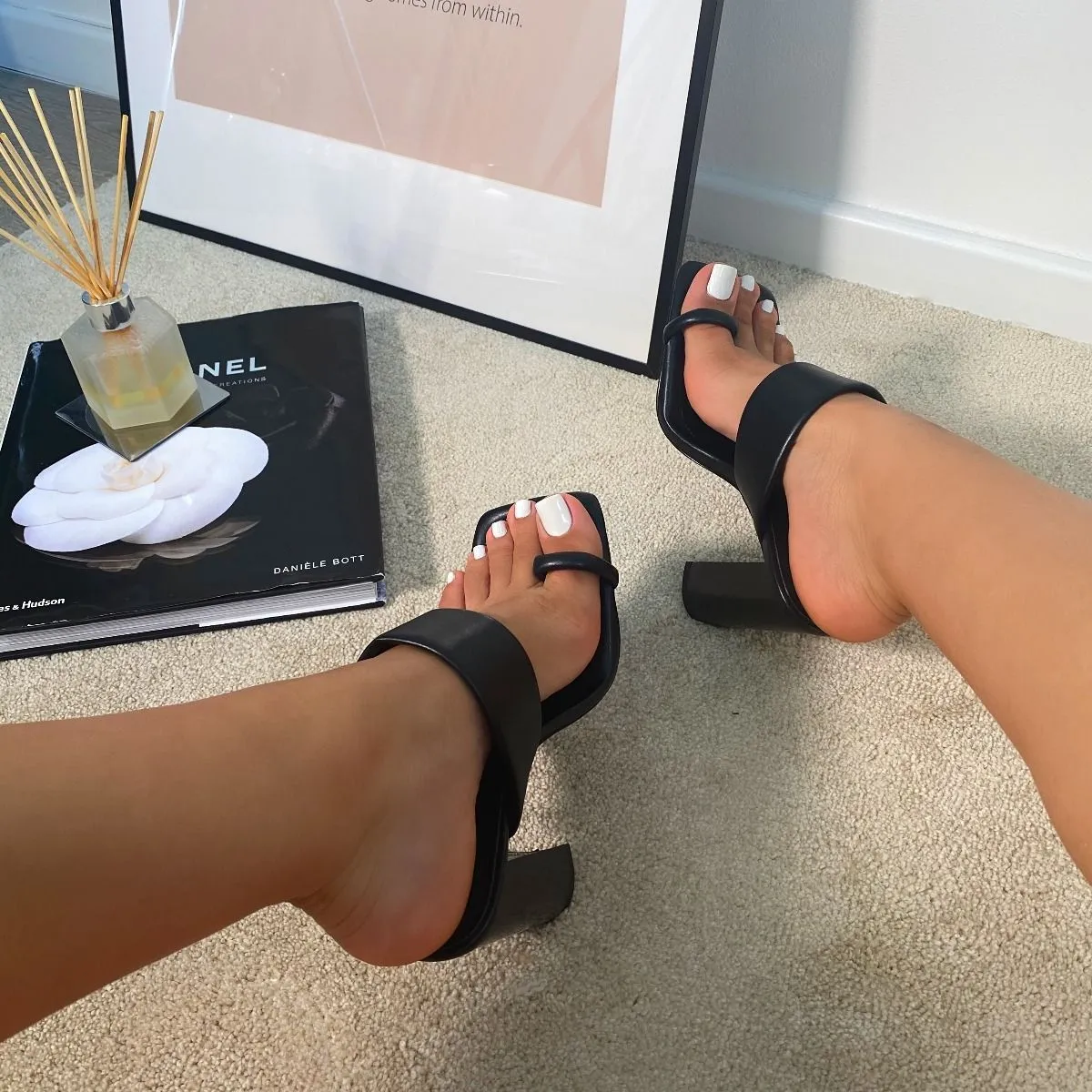 Solid One Strap Toe Ring High Heels