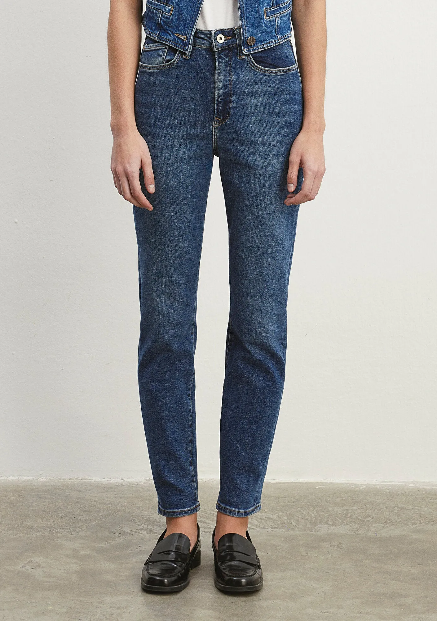 Star Mid Brushed Gold Shape Jean Pants