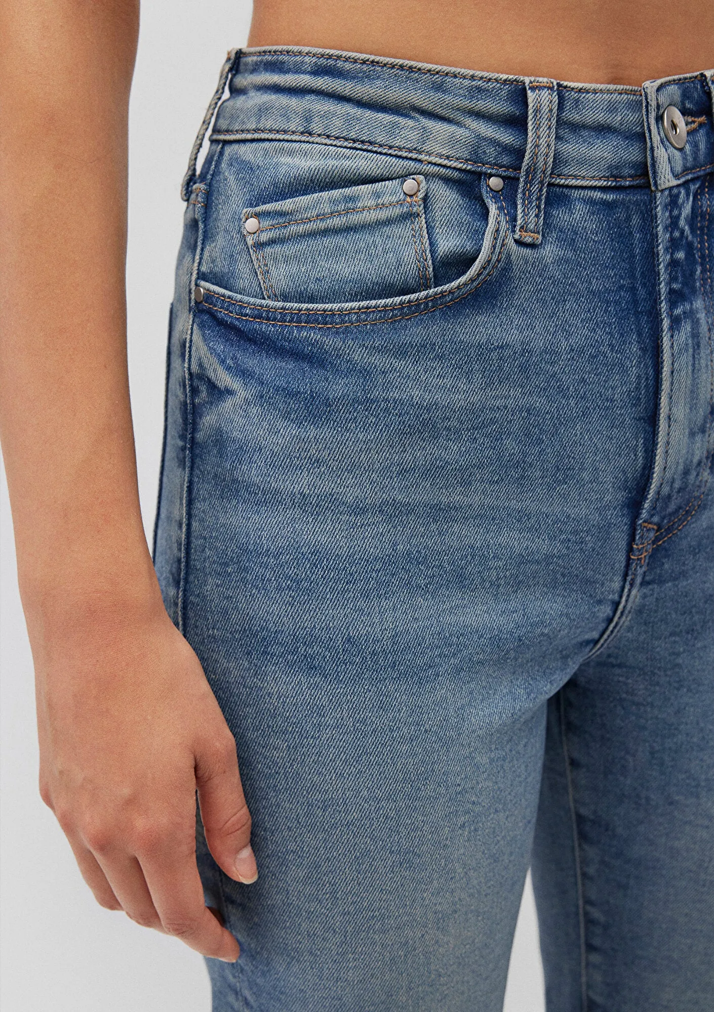 Star Mid Used Gold Shape Jean Pants