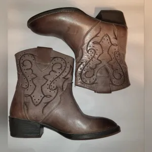 STERLING RIVER BOOTS Taupe Brown Size 7 Western Cowgirl Rodeo Festival
