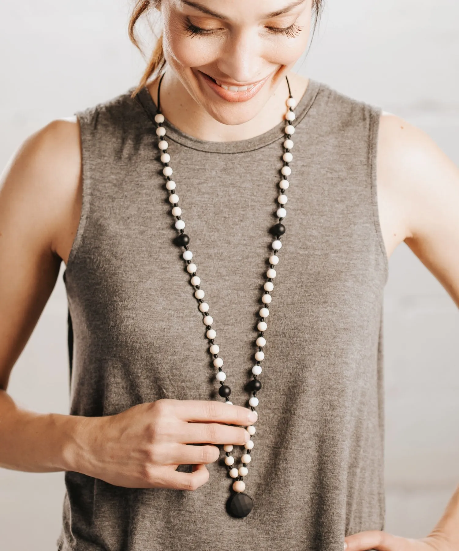 Teething Necklace for Mom, Peace   Calm