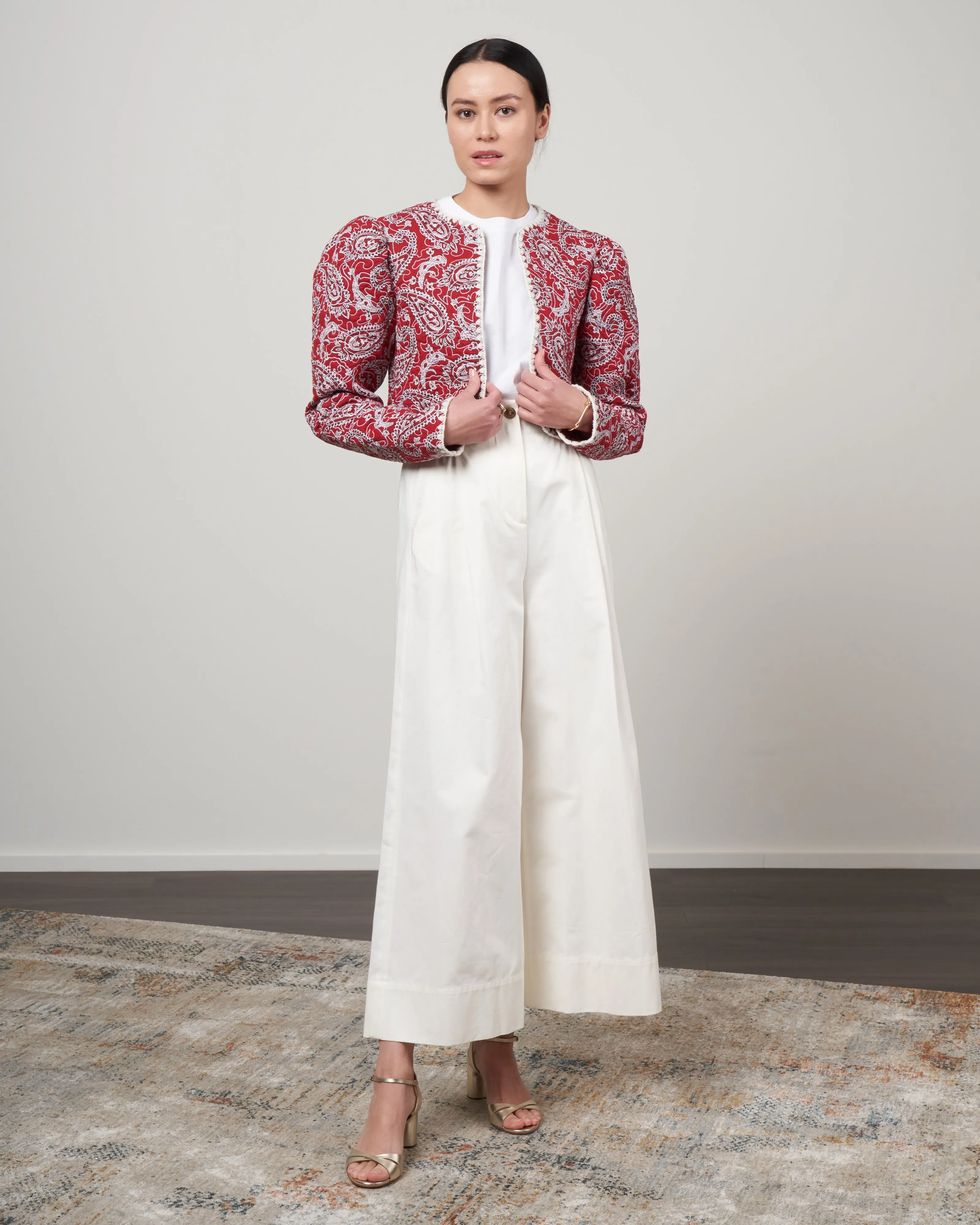 theodora paisley quilted cropped jacket - red